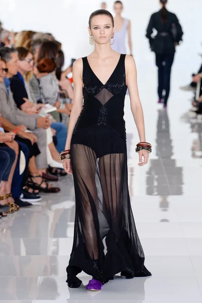 Look 24